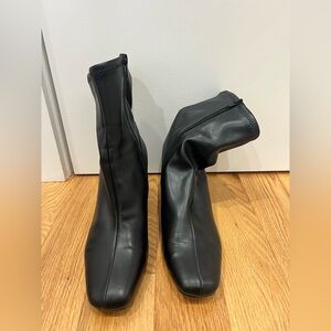 Steve Madden Sleek Black Ankle Booties